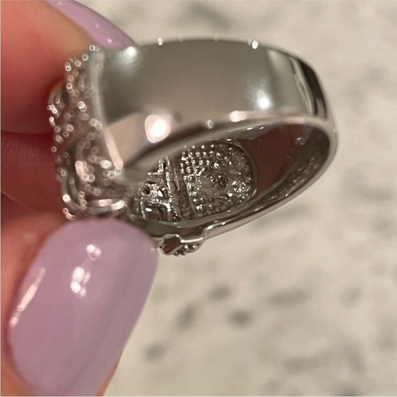 Premier Designs CZ Baguette Ring - Picture 8 of 8